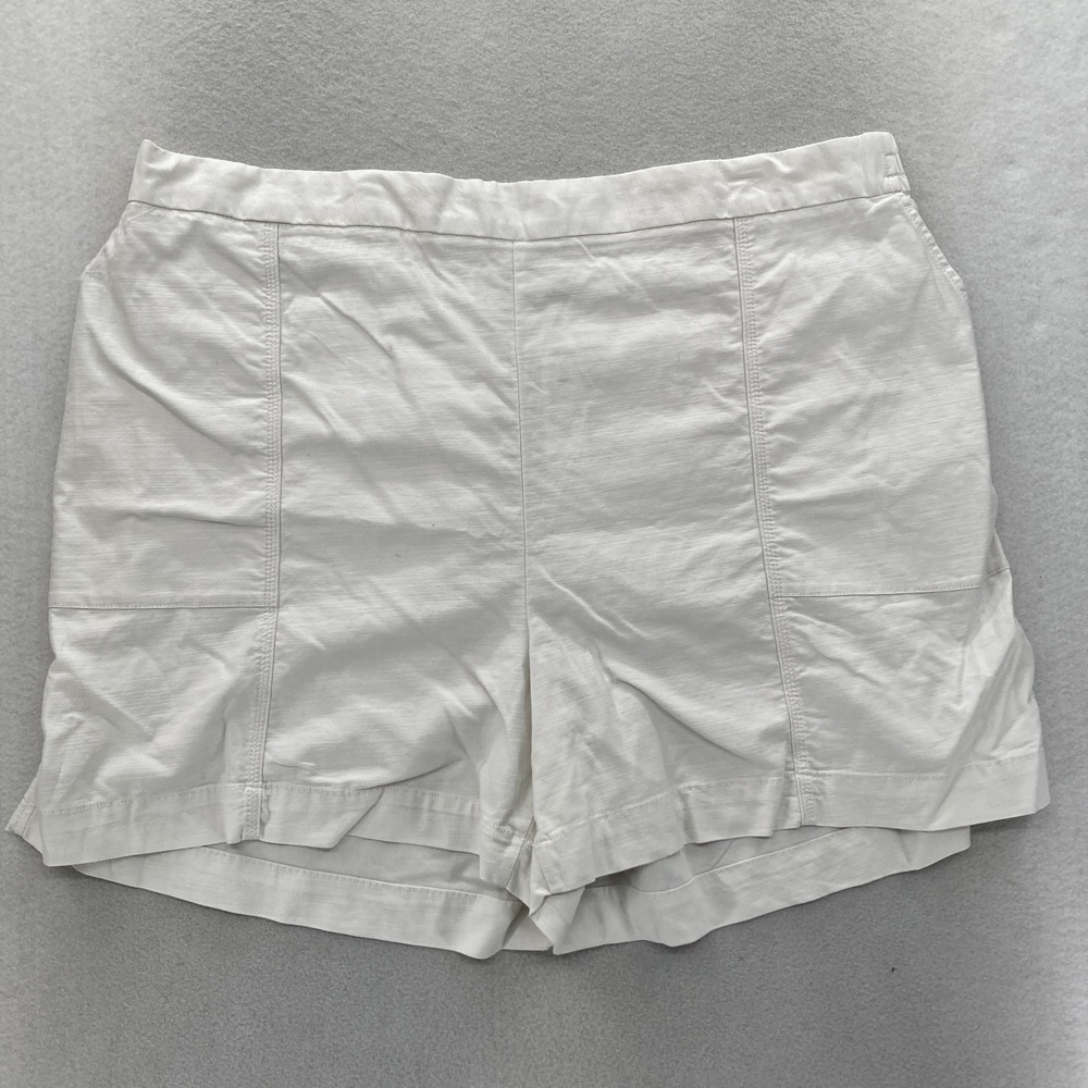 Lane Bryant Soft Slub Shorts Women's‎ 22/24 Mid-Rise White Casual Comfort Preppy